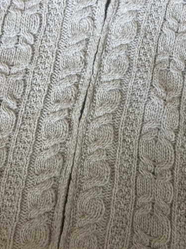 Inis Crafts Irish 100% Merino Wool Cable Knit Fisherman Sweater Size M Tan - Picture 6 of 12