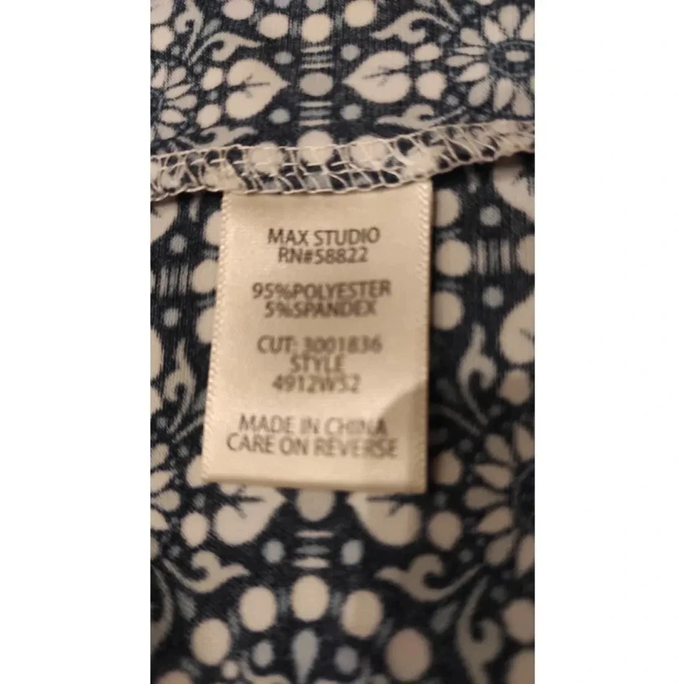 Robe moulante blanche bleue à fleurs MAX STUDIO XS taille ajustée longueur genou - Photo 3/4
