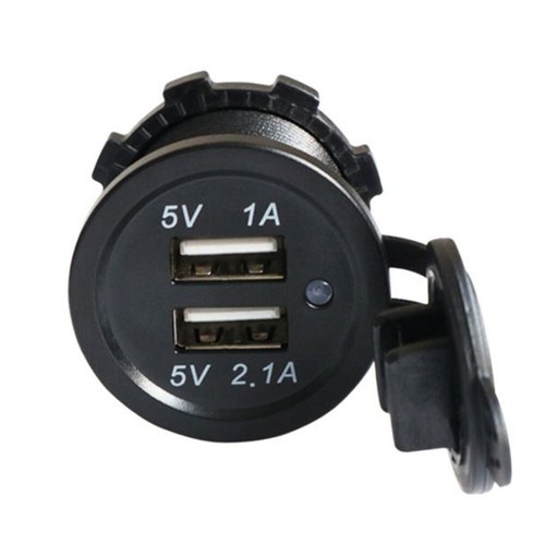 Chargeur Secteur Voiture Fiable avec Deux Ports USB pour Motos et Tracteurs - Photo 3 sur 12