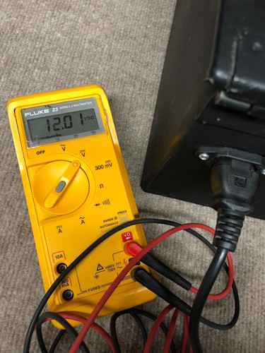 12 DC Volt Power supply XLR OUT - Picture 2 of 10