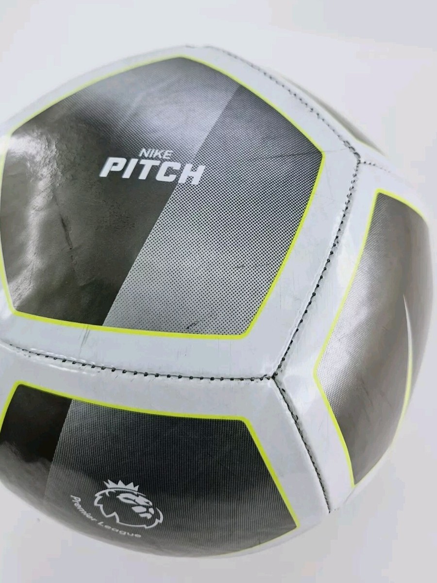 Nike Pitch English Premier League Soccer Ball Size 5 17/18