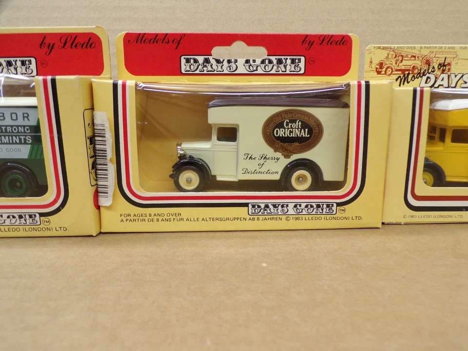 LLEDO DAYS GONE DG16 DENNIS PARCEL VAN LOT #6 - Image 4 of 4