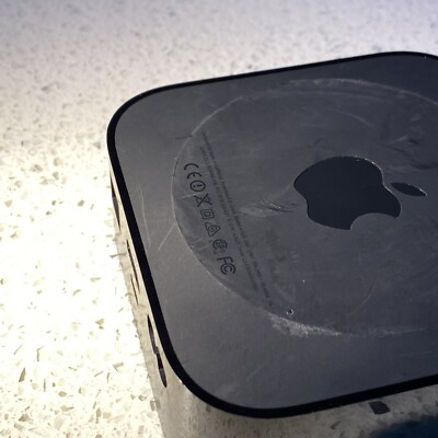 Apple TV (4th Generation) 32GB HD Media Streamer - A1625 for