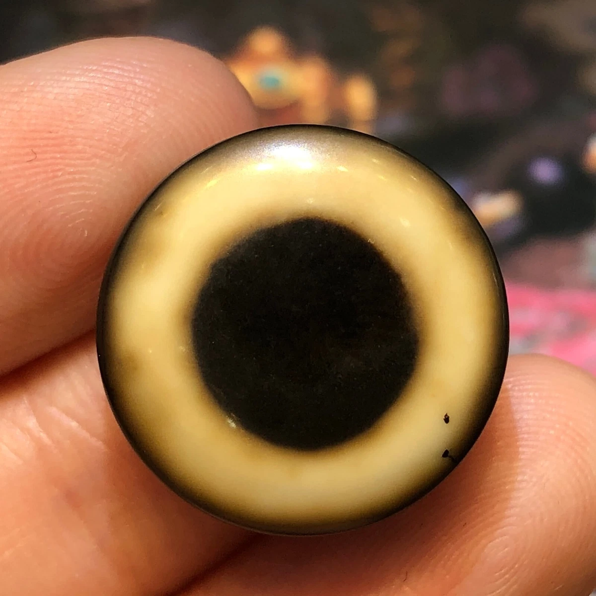 Ultra Energy Tibetan Old Agate Ivory Color Dots Goat Eye Heaven