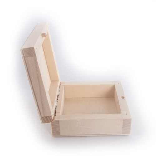 Small Square Decorative Wooden Lidded Box |8.5 x 8.5 x 3.7 cm| Plain Lindenwood - Picture 6 of 7