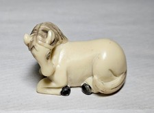 Vintage Netsuke Laying Horse Plastic Resin Figurine 2"x1.25" Collectibles