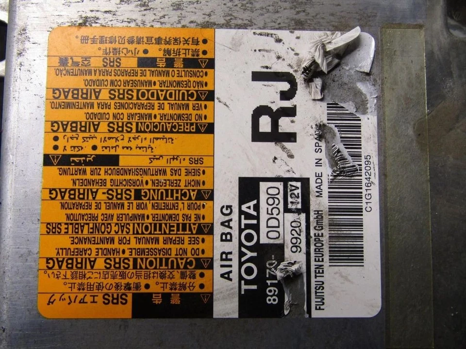 Toyota Yaris 2016 otra unidad de control 89170-0D590 UTK25525 - Imagen 4 de 4