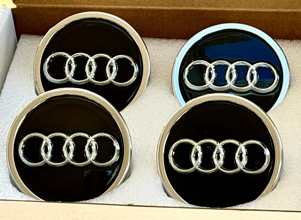 Juego de 4 tapas centrales nivel flotante AUDI Q8 69mm Foto 2 de 3