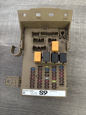 2019-2021 Subaru Forester Dash Dashboard Fuse Relay Junction Box Block OEM/33