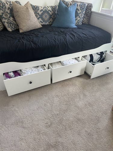 HEMNES Daybed Frame with 3 Drawers, White Bedframe With mattress - Picture 2 of 6