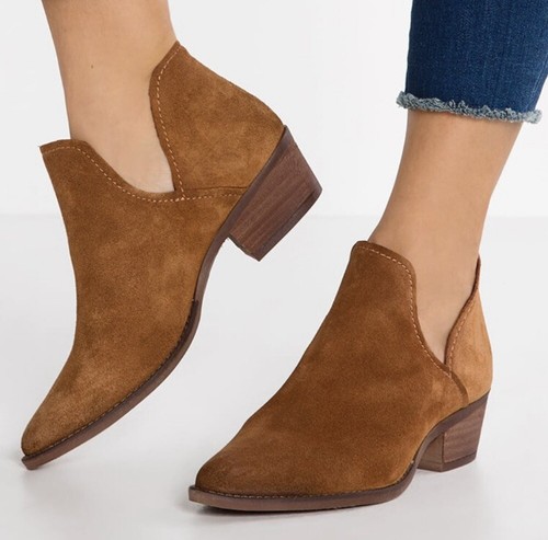 Steve Madden Adelphie Brown Suede Cut Out Chic Ankle Boots Booties Burnished 8.5