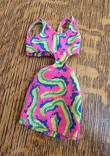 1990 Barbie Hawaiian Fun Dress Multi-color 7300