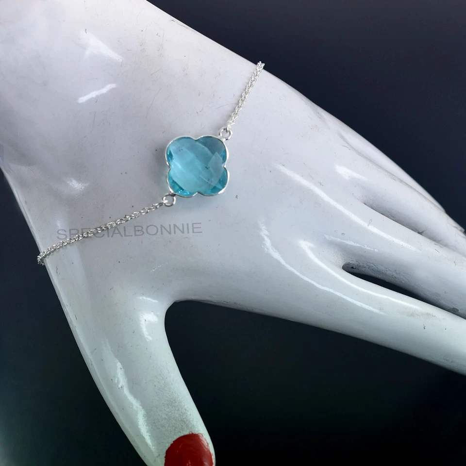 Дизайнерский браслет-цепочка с натуральным голубым топазом и драгоценными камнями - Изображение 2 из 4