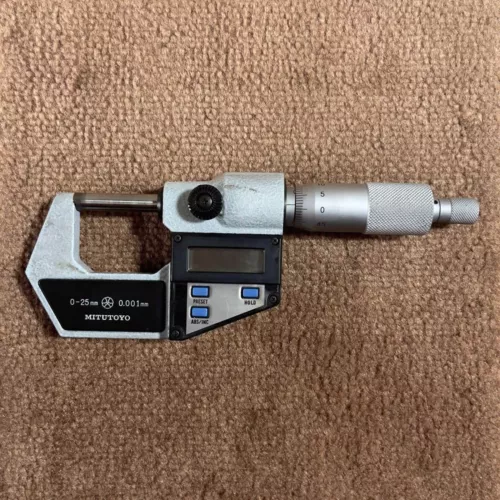Mitutoyo 293-401 MDC-25 Digimatic Micrometer Used