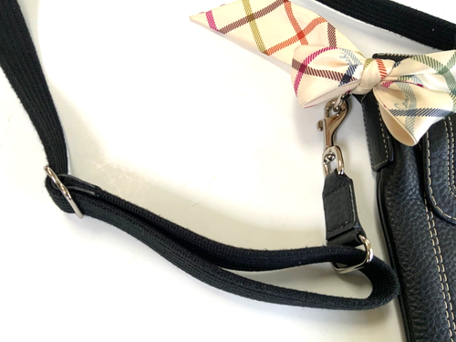 Coach Black Pebbled Leather Crossbody Bag City Purse Casual Travel Bag Charm Bow - Picture 3 of 7