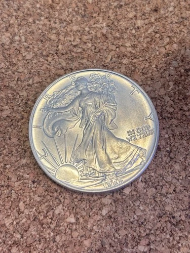 U.S. Mint American Silver Eagle 1988 1 oz .999 Fine Silver Coin