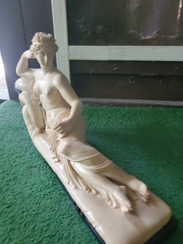 Classic Sculpture - Paolina Bonaparte as Venus by G Ruggeri Reconstituted Marble - Picture 12 of 16