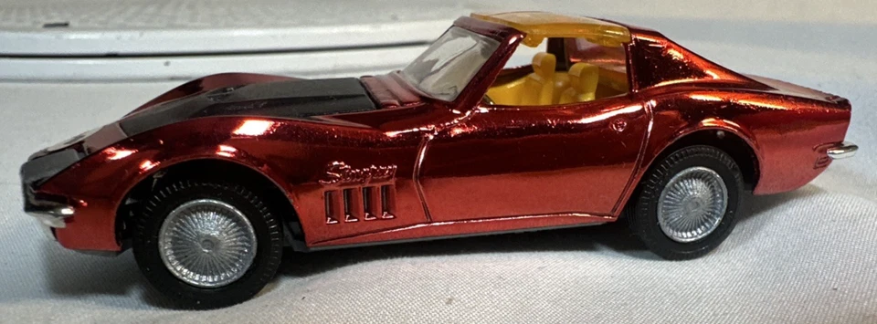 Corgi 300 Chevy Corvette Stingray Coupe Vtg Original Very Near Mint BOXED (48N) - Image 2 of 4