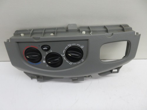 VAUXHALL VIVARO HEATER CLIMATE CONTROLS 2001-2006 2200-3 - Picture 2 of 12