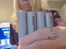 4 PCS 3.7V 3400.MNH Samsung Rechargeable Batteries High Capacity with Flat TOP