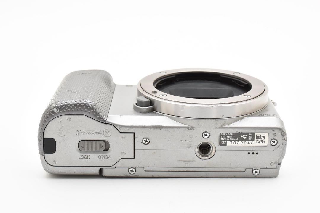 Sony Alpha a5000 20.1MP Digital Camera - White (Kit w/ 16-50mm