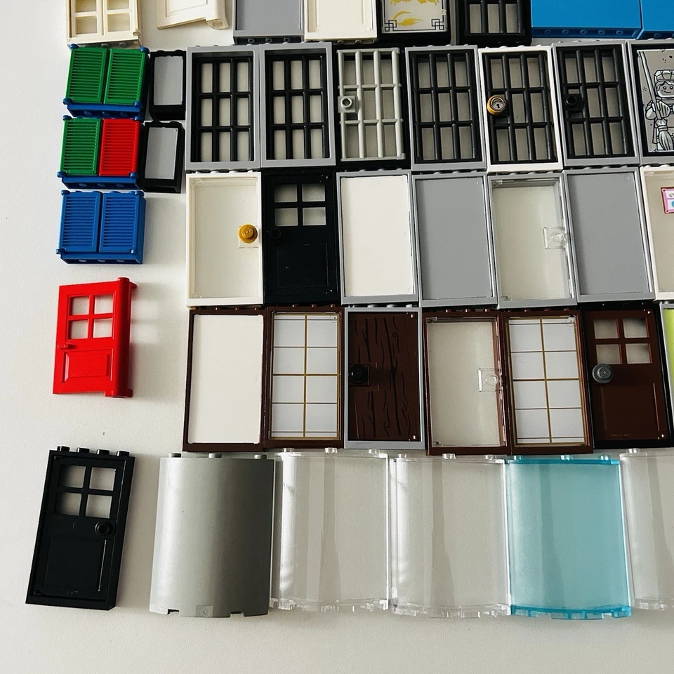 LEGO LOTE A GRANEL Puertas de cárcel Ventanas Marcos Castillo Gris Marrón Azul Policías Foto 3 de 4