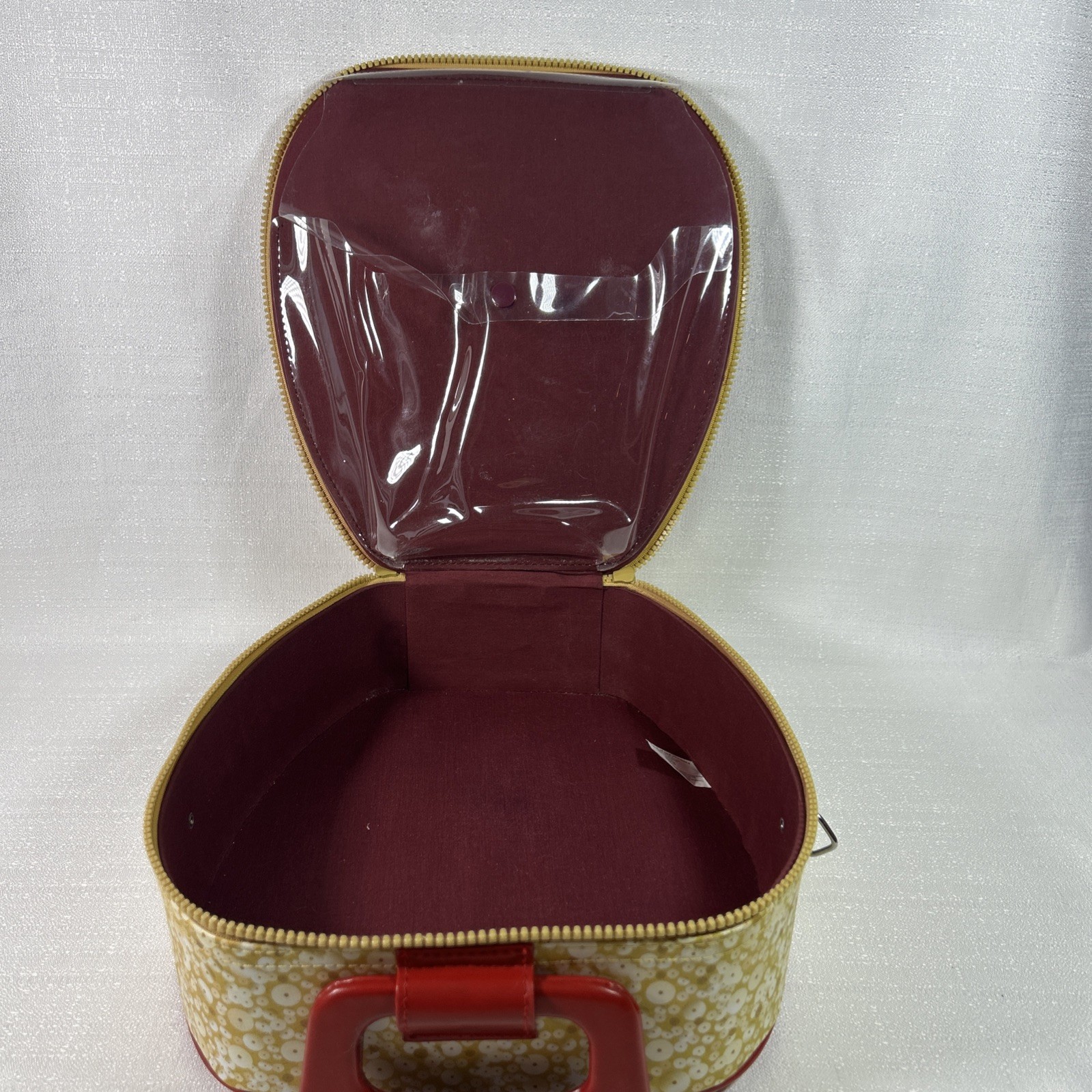 Bratz Forever Diamondz Zip Up Cosmetic/Doll Case Bag 2006 Top Handle Pocket