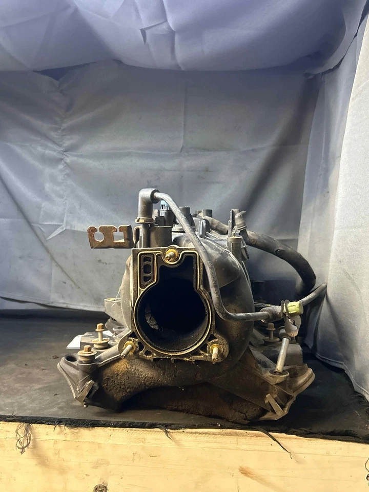 Fits 1999-02 CHEVY SILVERADO Intake Manifold OEM:17113697 - Image 2 of 4