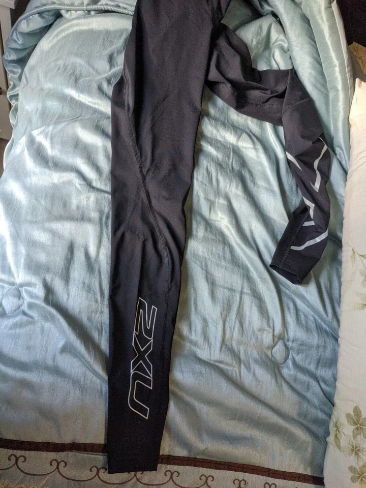 2XU Accelerate Compression Tights Black / Silver Nylon / Lycra Mens Small Tall - Image 3 of 4
