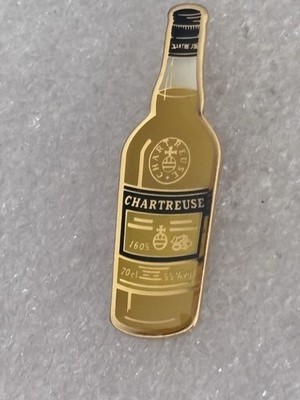 pin's Getränk Alkohol Flasche gelb von Kartause Likör Logo Bottle