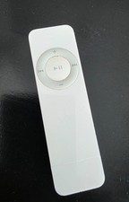Retro Apple iPod Shuffle 1st Generation 512 MB White