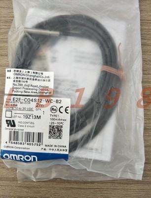 ONE NEW- Sensors E2E-C04S12-WC-B2 #zb