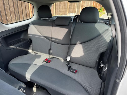 2005 Toyota Yaris 1.3 VVT-i T Spirit 3dr HATCHBACK Petrol Automatic - Picture 24 of 24
