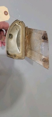 1970 FORD MUSTANG FRONT TURN SIGNAL LIGHT RH PASSENGER FOMOCO D0ZZ-13200-A