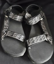 Teva Men's 12 - Black Patterned Nylon Straps Water Sandals Sports Walking EUC