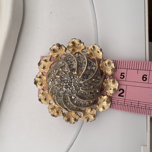 Vintage SIGNED 🖤 REJA 🖤 Gold Silver Pave Rhinestone GARDENESQUE Brooch Pin - Picture 10 of 10