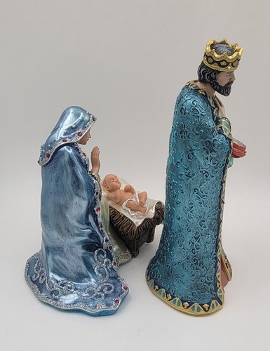 Hawthorne Village Nativity Jesus Figurines Mother Mary And Baby Jesus Set Two - Picture 6 of 10