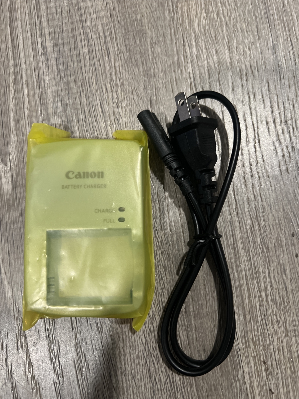 Chargeur Canon CB-2LVE G | V04484 | Pour Batteries Appareils Photo Canon | Occasion
