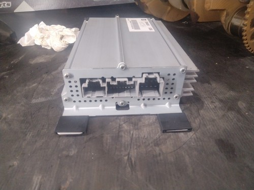 2010-2015 Chevy Camaro Amplifier 20984301 OEM - Picture 2 of 5