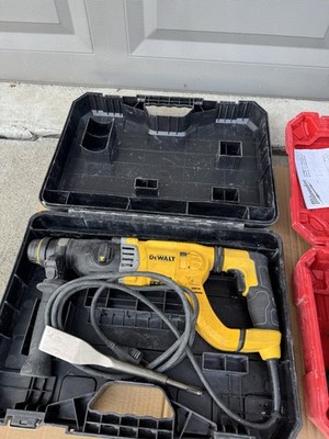 DeWalt D25263 SDS Rotary Hammer Drill w/ Case & Chisel Tested Working