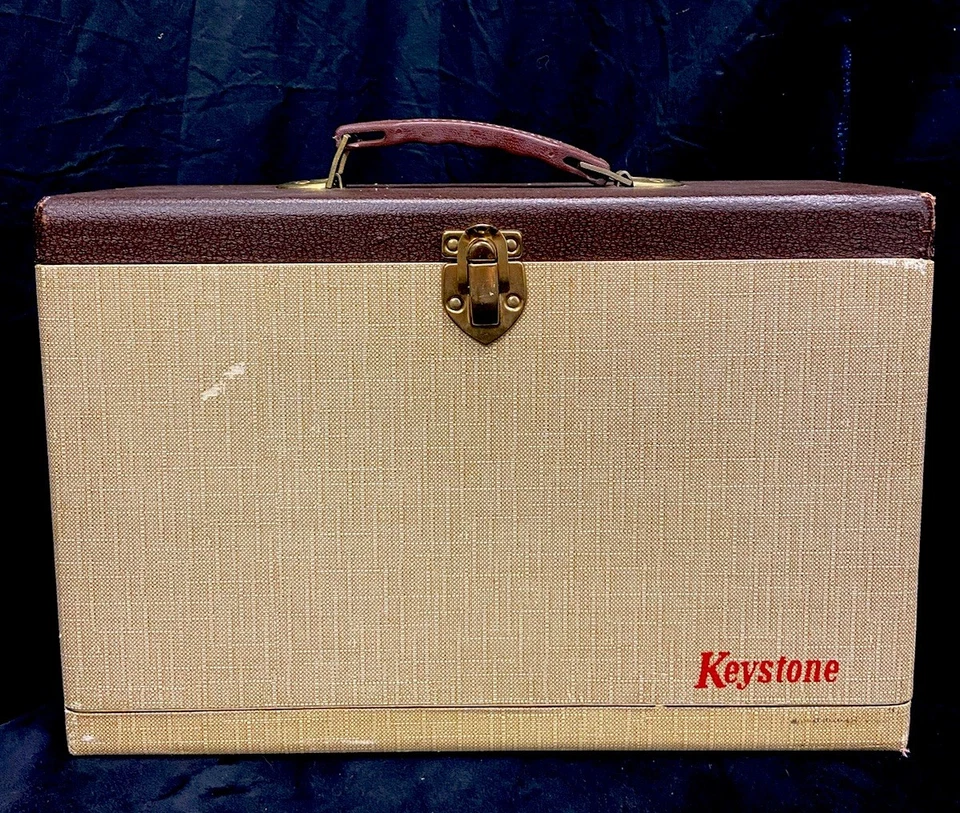 Vintage Keystone Hard Slide Protector Case And Slide Holders - Image 3 of 4