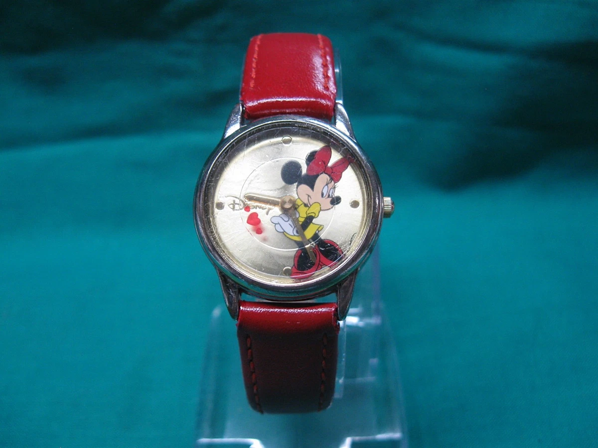 Seiko Minnie Mouse watch. Rare  watch Battery Dead. Unsure if it works. SOLD! Very Rare Vintage Seiko Alba “Minnie Mouse” Tank Watch  main image 4