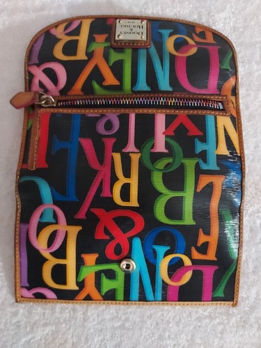 DOONEY & BOURKEđź’™ RETROđź’› VINTAGEđź’ś GRAFICAđź’š CREDIT CARD CLUTCH #8 - Picture 7 of 17