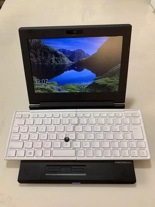 KING JIM PORTABOOK XMC10 Black RAM 2GB 8Inch Win10 Home 64bit Intel Atom  Netbook