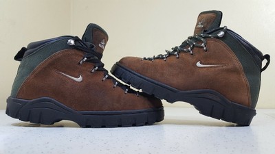 vintage nike acg hiking boots