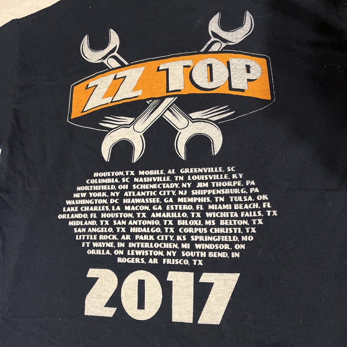 ZZ Top T-Shirt Medium Tour 2017 Concert Gildan Nice ZZ Top T-Shirt Medium Tour 2017 Concert Gildan Nice