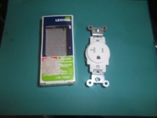 Leviton R52-T5020-0ws 20 Amp White Single Power Tamper Resist,No R52-T5020-0WS