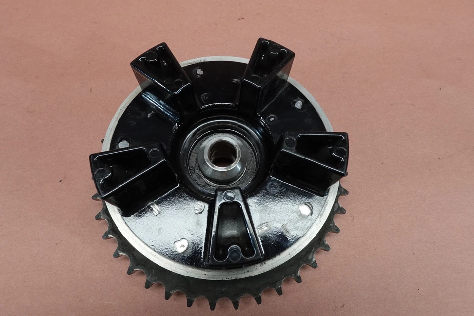 Piñón de buje de tracción trasera Honda CB1100 2013-2016 Foto 4 de 4