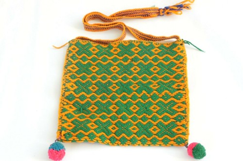 Small Handwoven Guatemalan Shoulder Bag - Picture 2 of 8