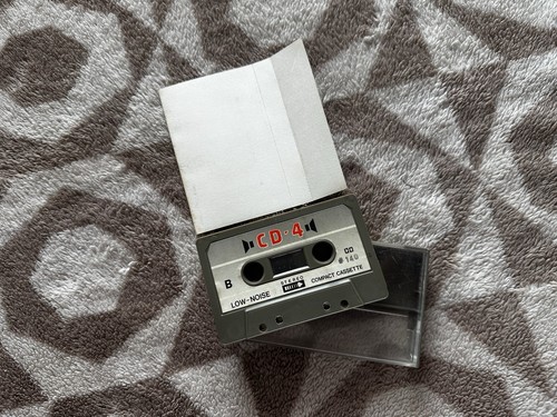 METALLICA : MASTER OF PUPPETS THAILAND VINTAGE CASSETTE - Picture 2 of 2